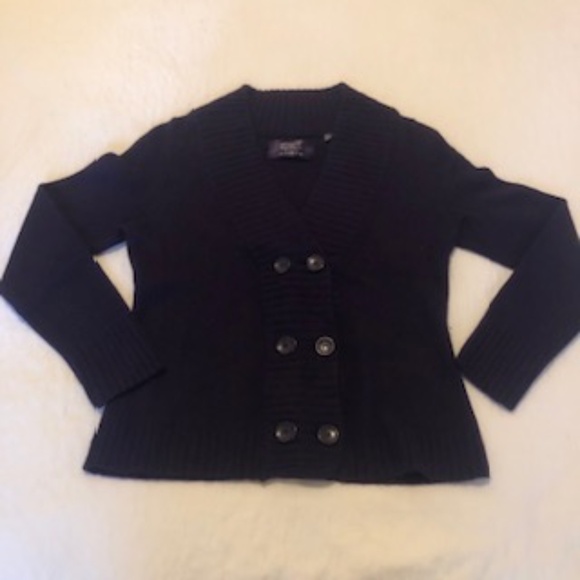 Esprit Sweater - Picture 2 of 8